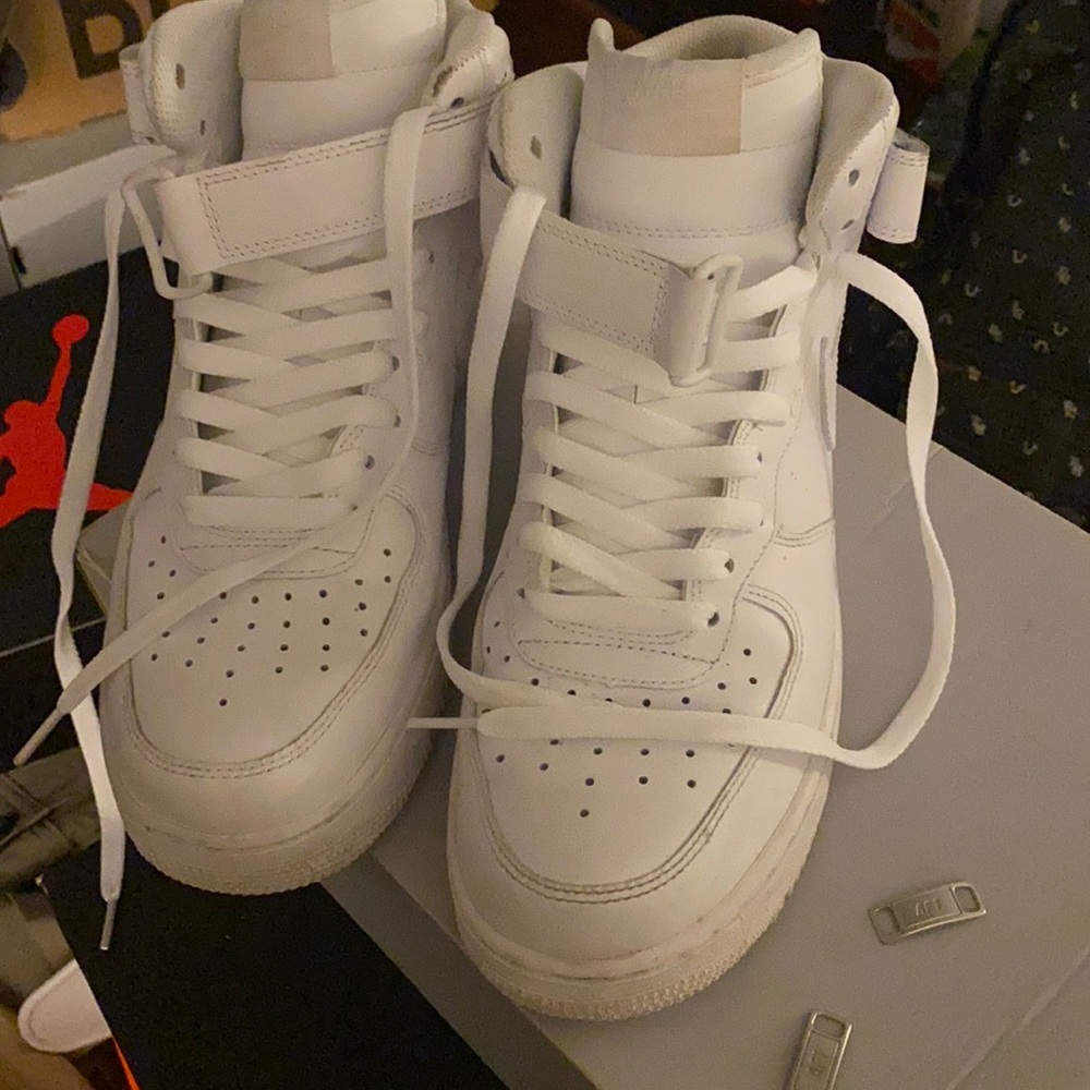 Air Force 1 Mid ‘07 used, with original box
